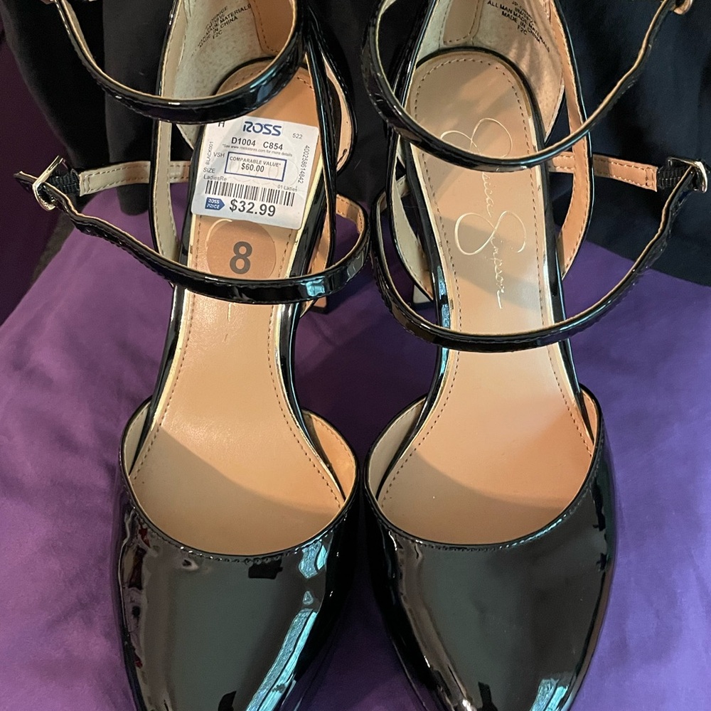 Elegant Black Patent Leather Women's Shoes